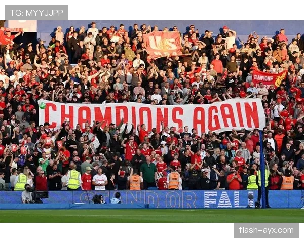 全球焦点：足球直播点燃球迷热情，激情对决引万众期待