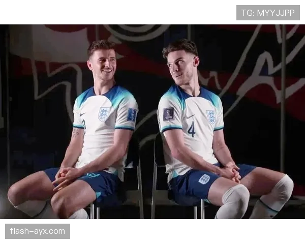 英格兰青年欧冠新星闪耀赛场,剑指欧洲荣耀 英格兰青年欧冠新星闪耀赛场,剑指欧洲荣耀