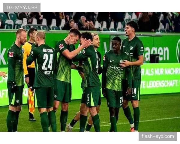 德甲转会窗口激战正酣，各队积极引援提升新赛季竞争力